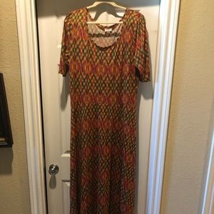 Beautiful LuLaRoe dress in fall colors!